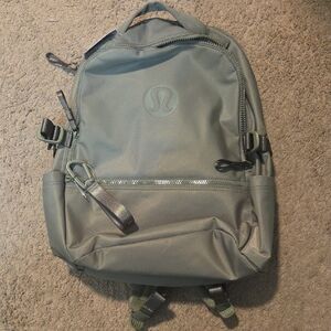 Lululemon New Crew Backpack 22L - Bay Leaf